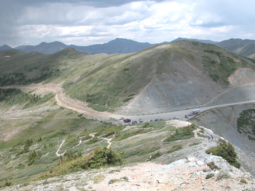 The top of Cottonwood Pass