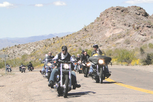 Riding to Oatman during the Laughlin River Run