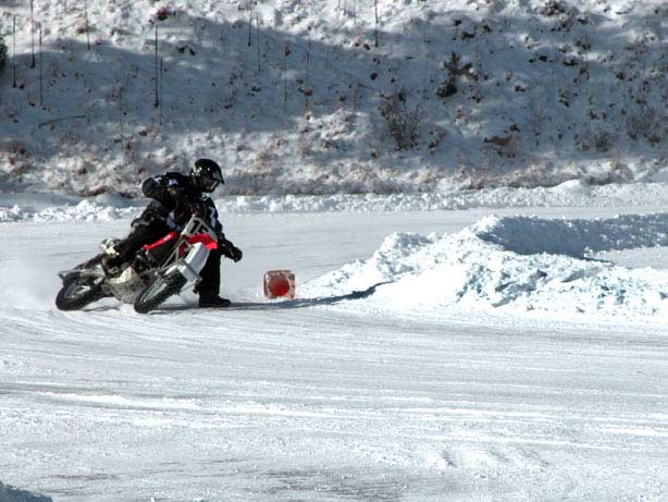 motorcycle ice racing