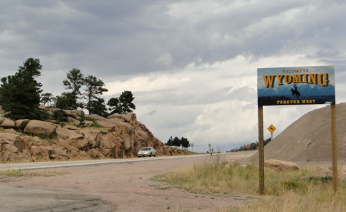 State line WY/CO on U.S. 387